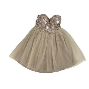 NWT Xenia Boutique Tan Sequin Strapless Chiffon Mini Dress Size 12 Women’s